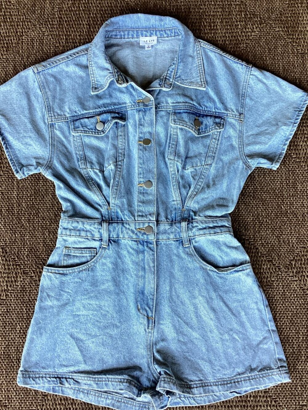 Le Lis Blue Light Wash Denim Romper – Small